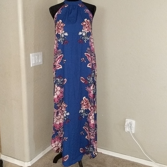 Xhilaration High Neck Maxi - Picture 3 of 6